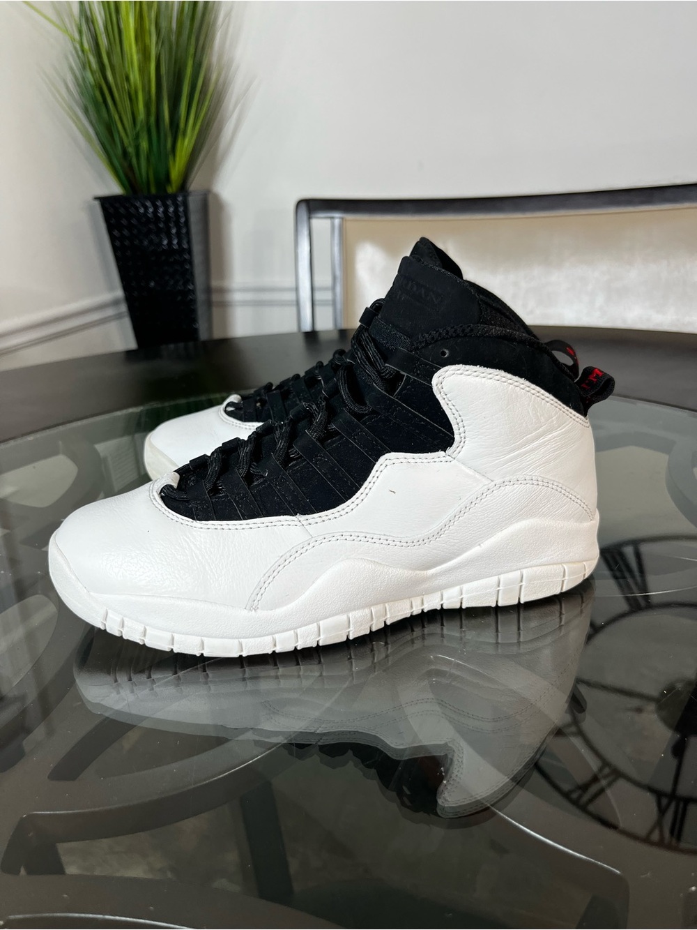 Nike Air Jordan 10 Retro X
"I'm Back" Summit White-Black Size 9